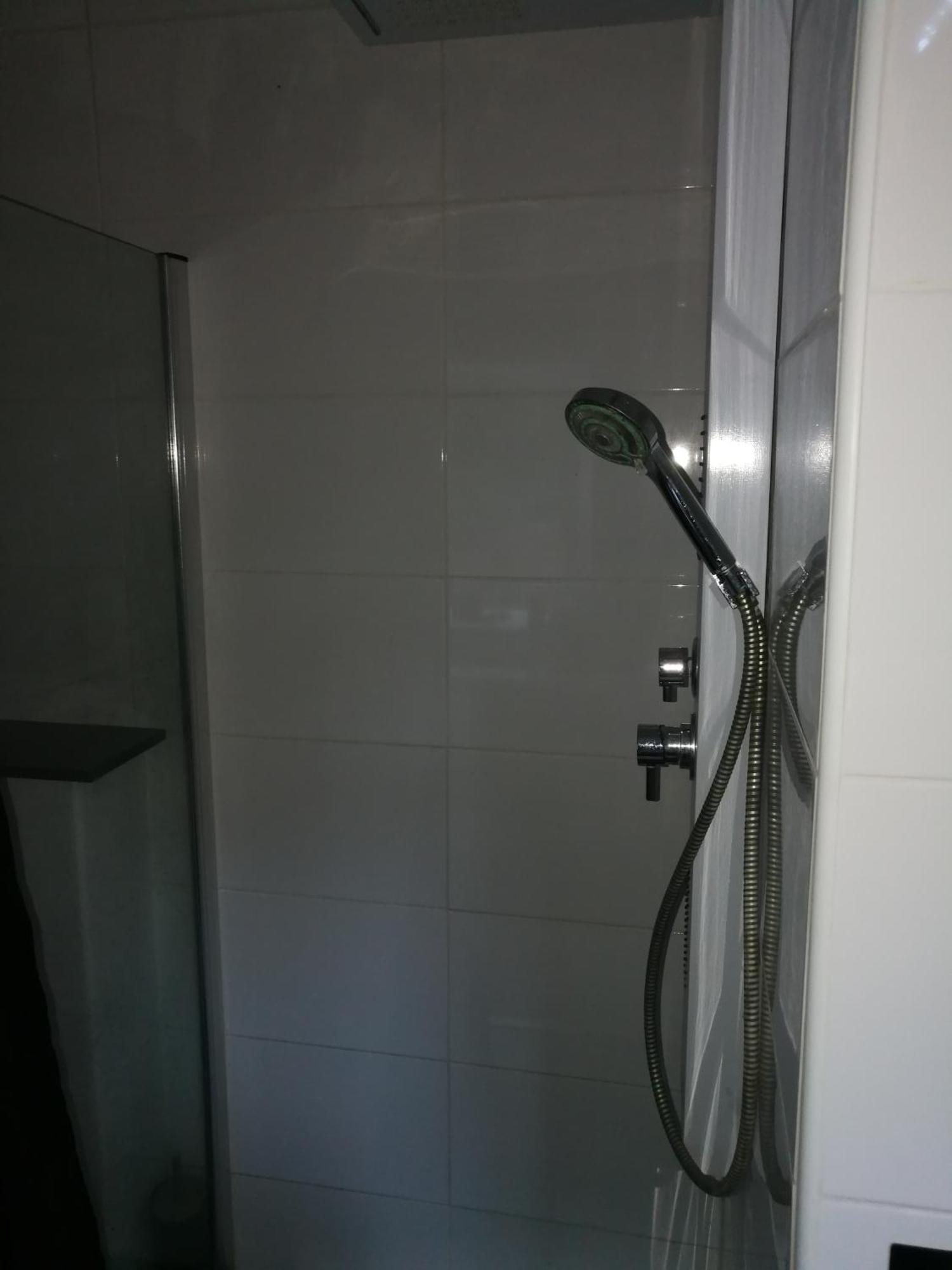 Wohlfuehloase - Zimmer, Appartment - Im Herzen Starnbergs Δωμάτιο φωτογραφία